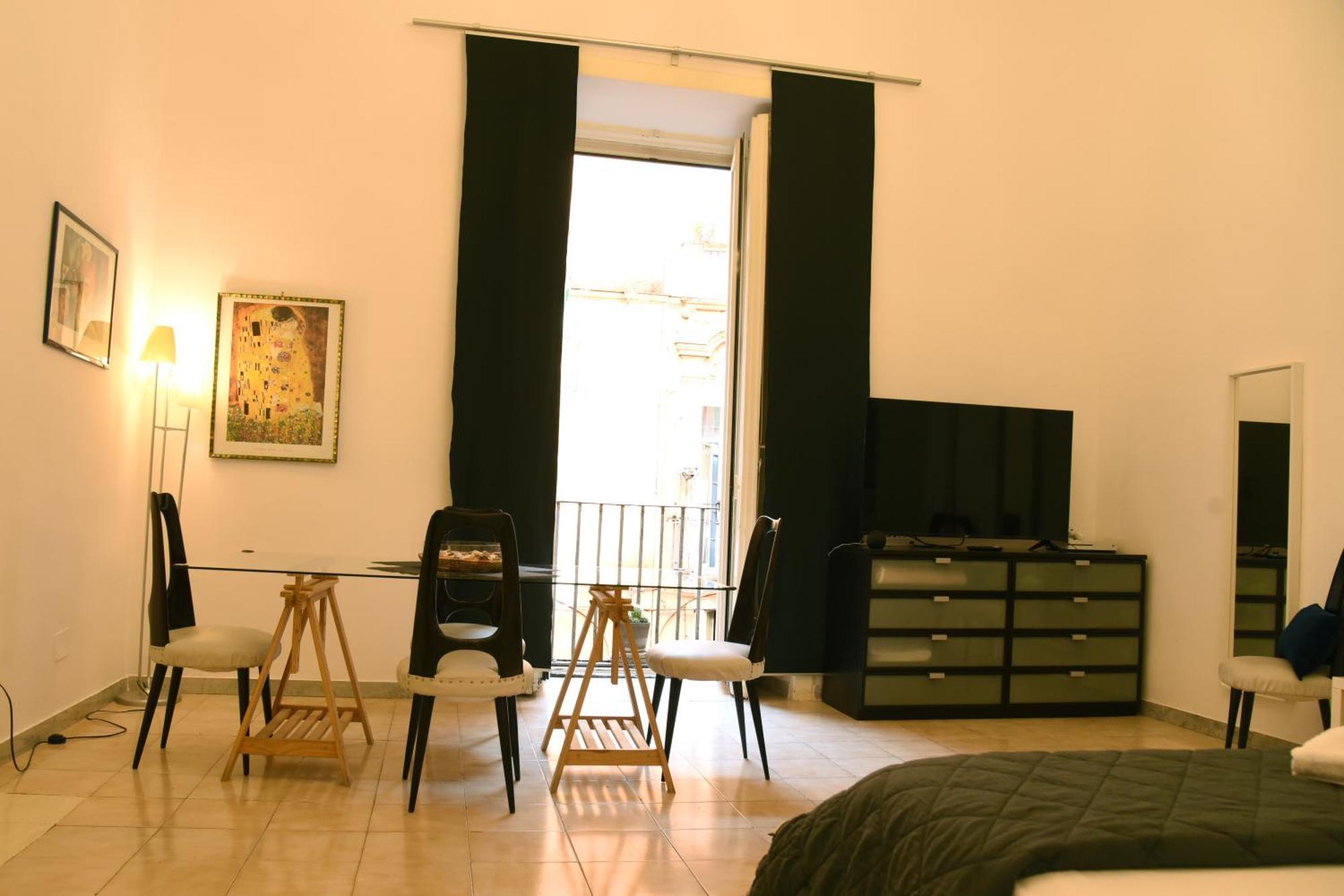 Costigliola Baroque Palace Flat Next Mann Museum Apartment Neapel