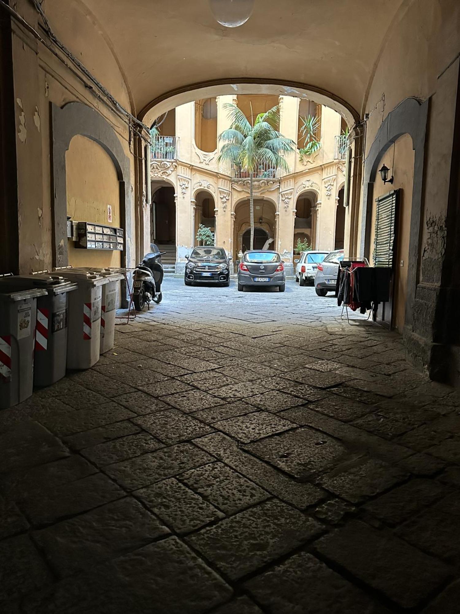 Costigliola Baroque Palace Flat Next Mann Museum Apartment Neapel